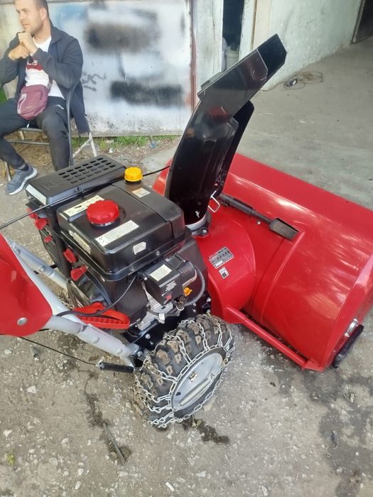 Роторен снегорин HECHT 9542 SQ