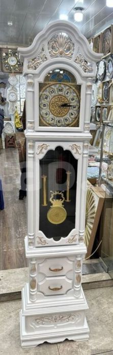 Кварцевые напольные часы WorldTime 8619-10-AC
Кварцевые напольные часы