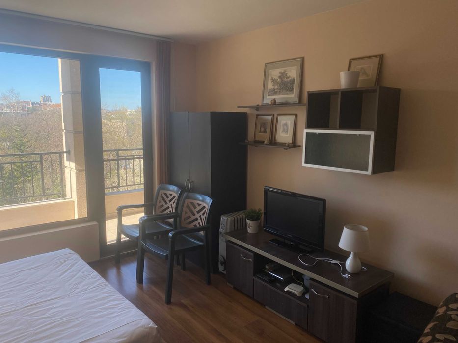 Дава се под наем Едностаен апартамент в Бургас, Лазур - 43 кв.м за 280.5 € - Снимка #8