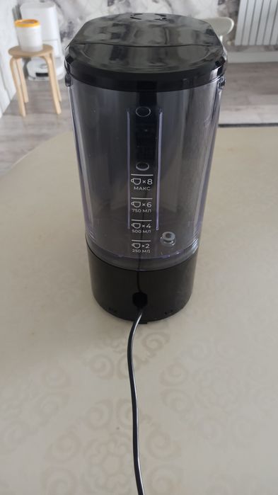 Кофеварка Reoka.