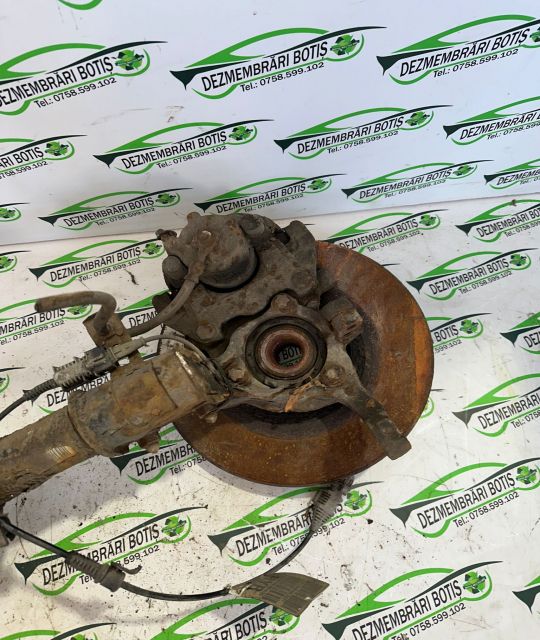 Fuzeta fata stanga Opel Astra H