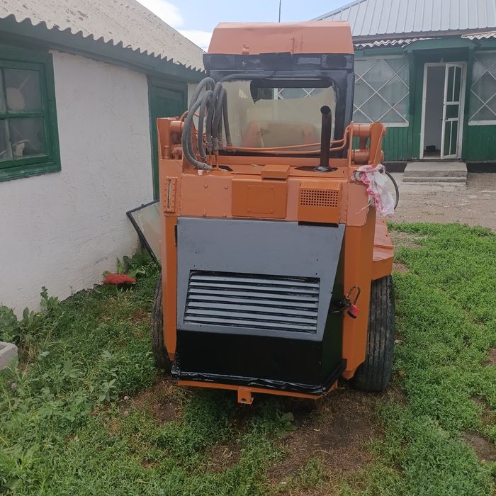 Продам минипогрузчик ПУМ-500