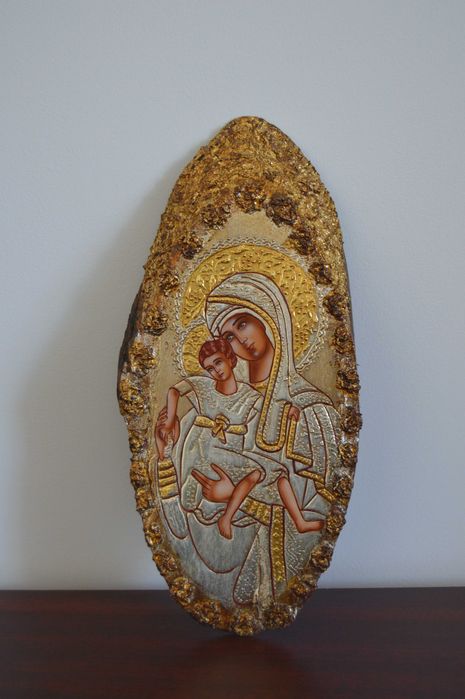 Icoana pe lemn cu Maica Domnului si Iisus executata manual