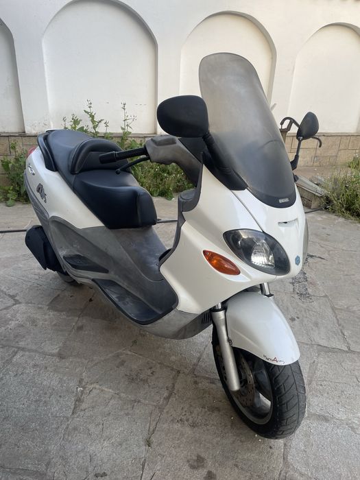 Piaggio X9  125кубика