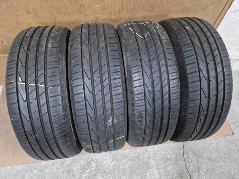 4 Hankook R17 235/65
летни гуми DOT1318