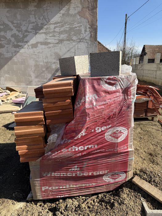 Caramida Porotherm 11.5 Nut si Feder