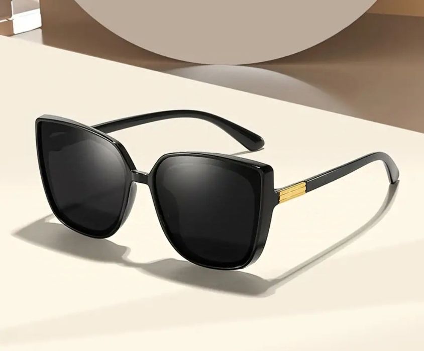 Модни слънчеви очила