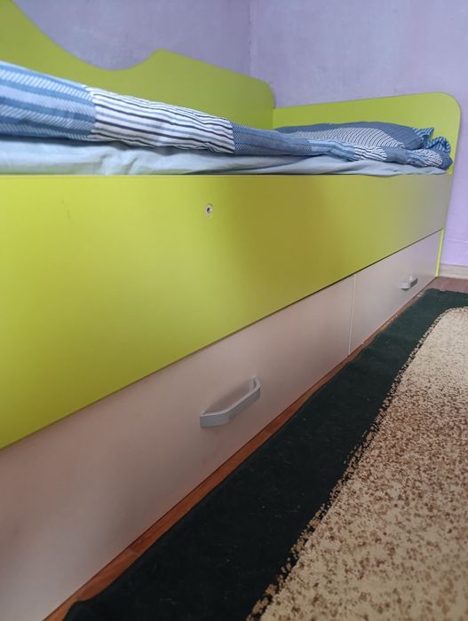 Кровать детская.