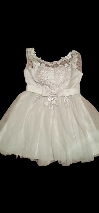 Кокетна официална рокля