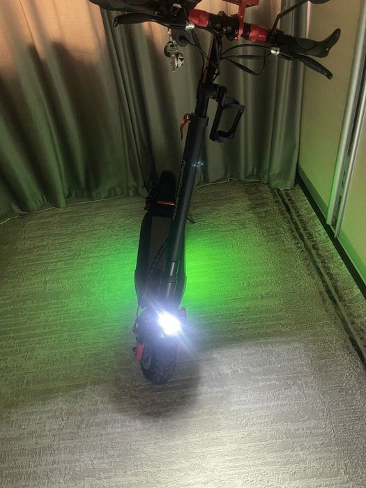 Продам электро самокат Kugo m4 pro