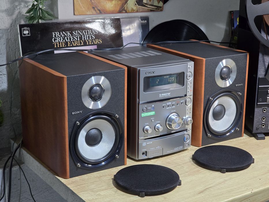 Sistem audio SONY cmt-cpz2, combina ,cd-player mp3, casetofon ,radio,