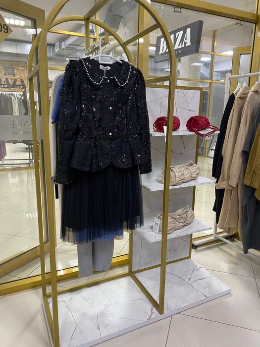 Стойка для одежды и сумок