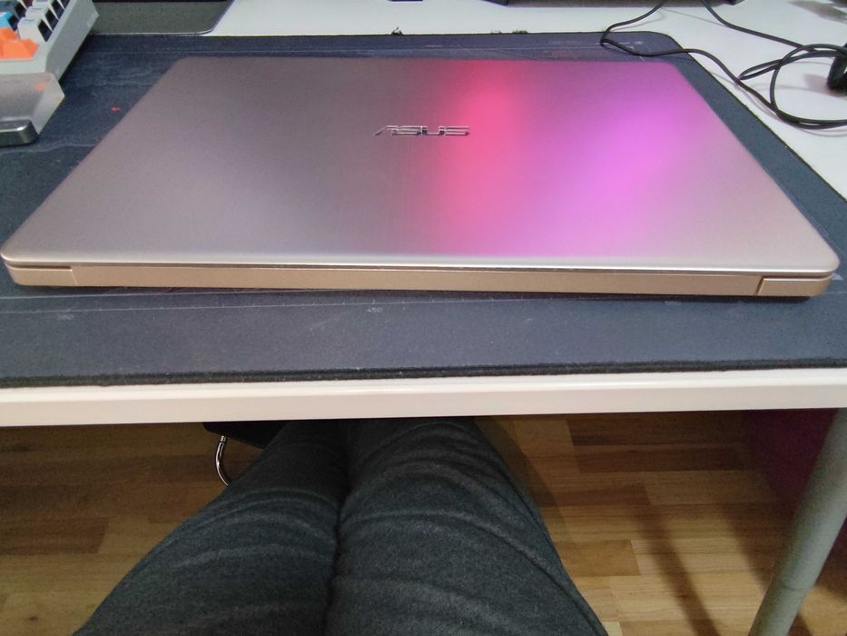 Laptop ASUS VivoBook S 15.6", i5-8250U, 16GB DDR4, 128GB SSD, 1TB HDD