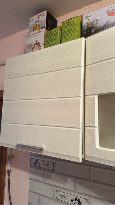 Кухонный шкаф продам