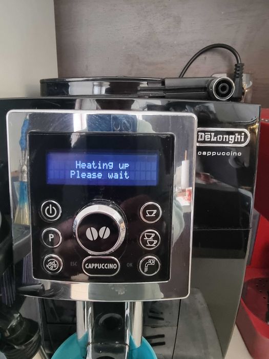 Кафеавтомат DeLonghi ECAM 23.460 B, 15 ,Метална кафемелачка,