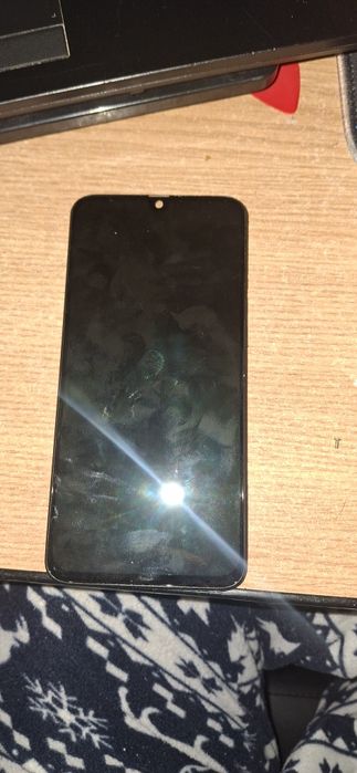 Samsung Galaxy A40 – display original cu burn-in + baterie + ramă