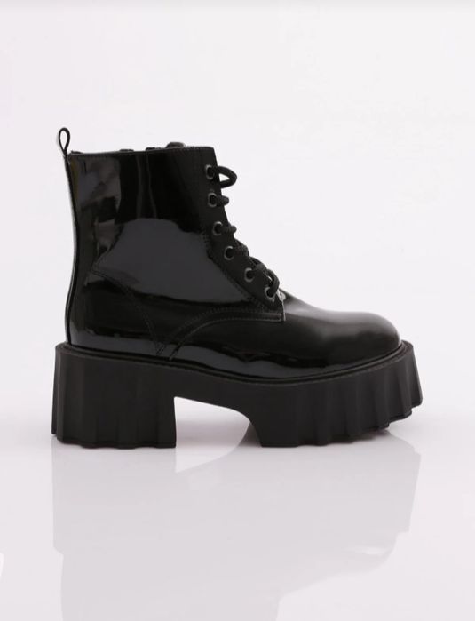 Лъскави Есенни-зимни Боти