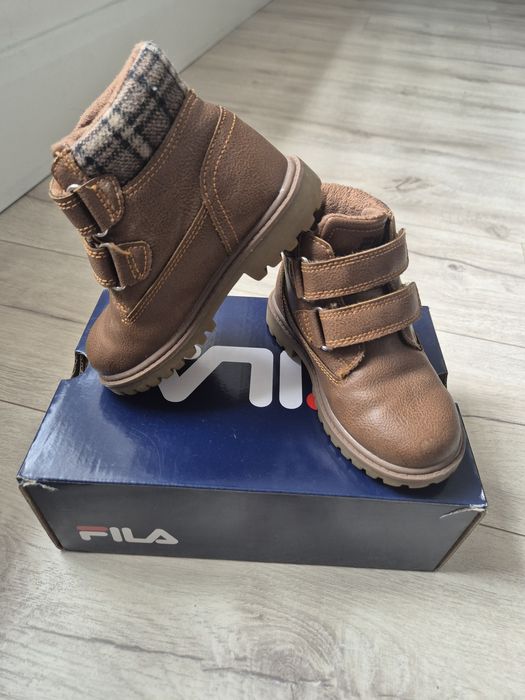 Ghete băieți, nr.23, Fila