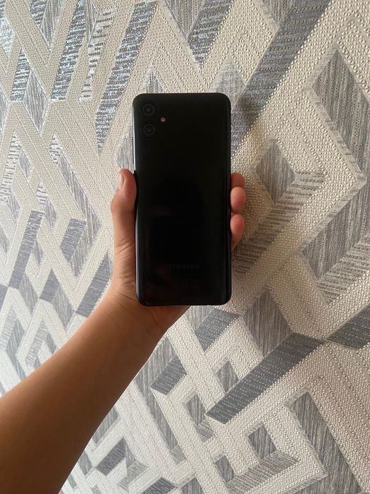 Продам Samsung a04e 128gb
