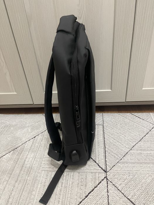 Рюкзак черный новый