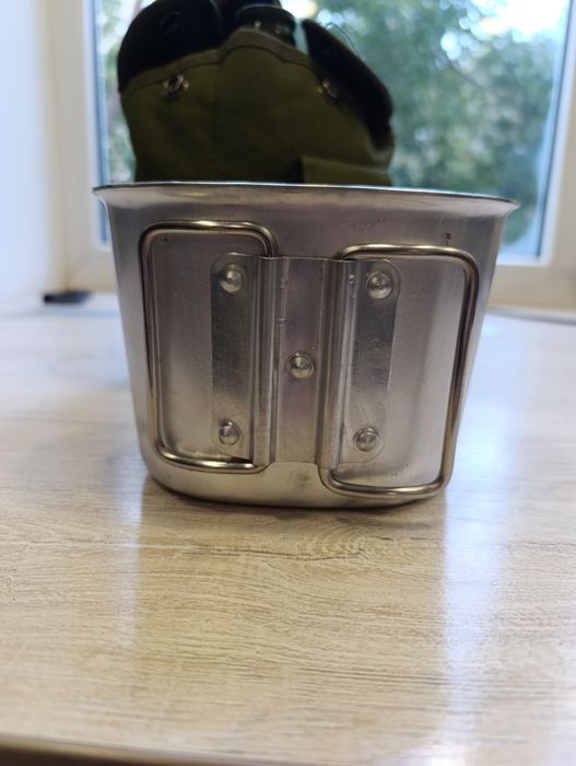 Военная форма Б/У + фляга с котелком