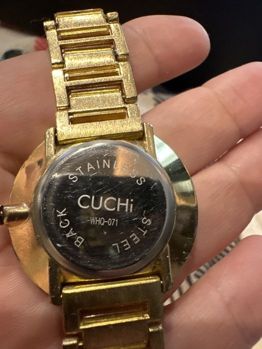 Ceas Dama Auriu, CUCHI Original