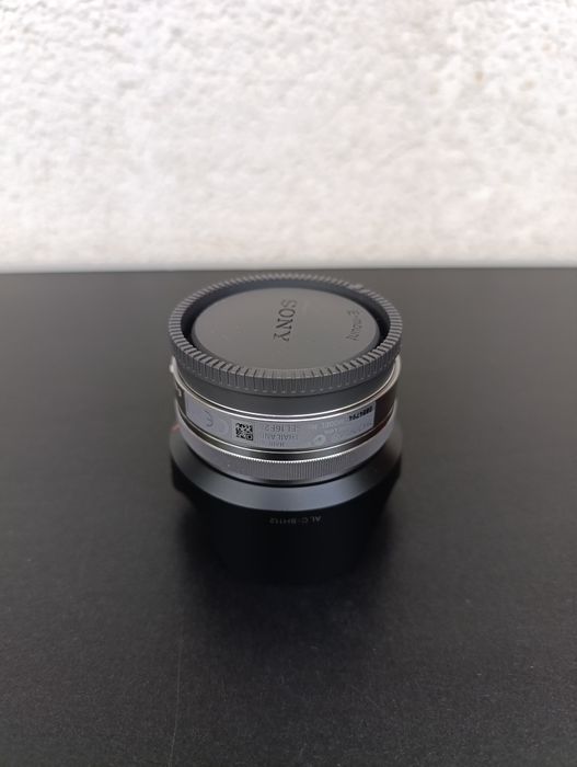 Obiectiv  sony 16 mm f2.8  e mount