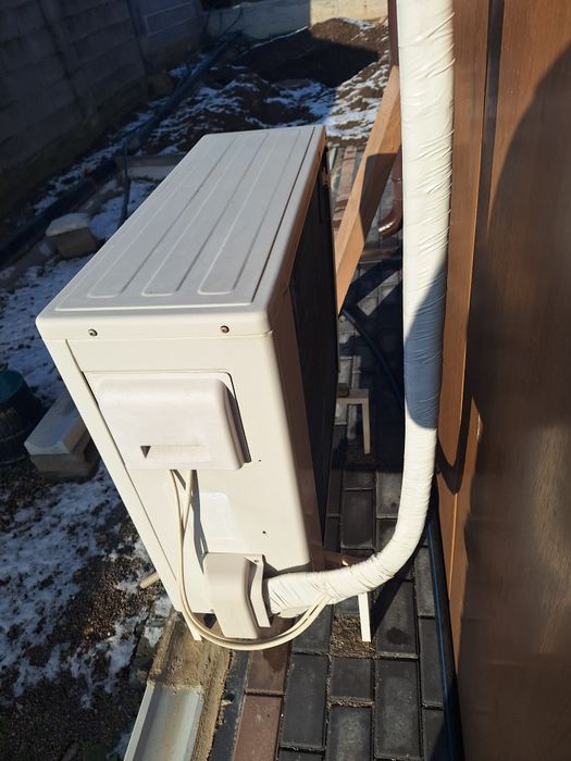 Продавам  климатик Хайер  24 -ка