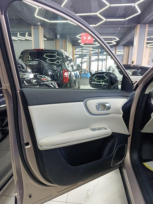 Changan Nevo Q 05  nalichi !!!