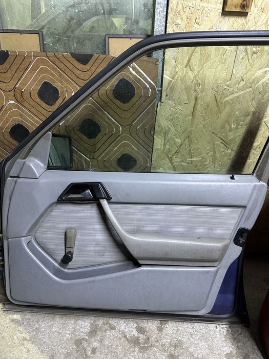 Продам запчасти от Мерседес W124