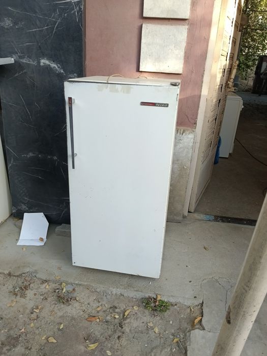 Холадиник рабоче ишлашга Гап йук ремонт бомаган