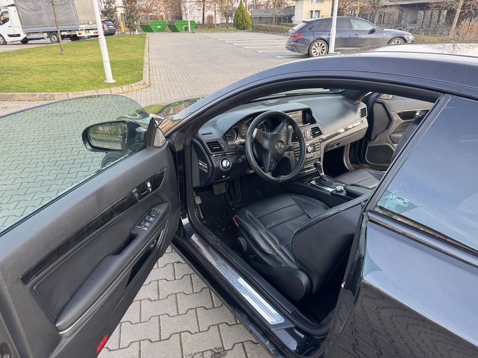 Mercedes Benz E Coupe w207