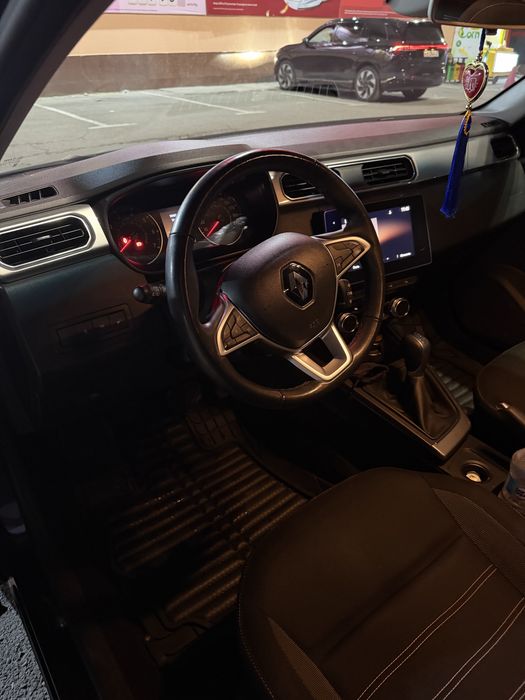 Машина Renault Arkana 1.3 турбо