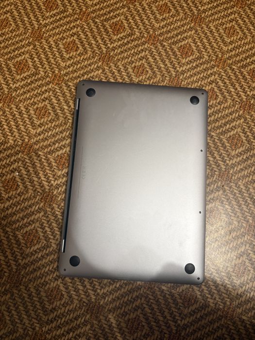 MacBook Pro, 2017, Intel, 13 дюймов, 128 GB