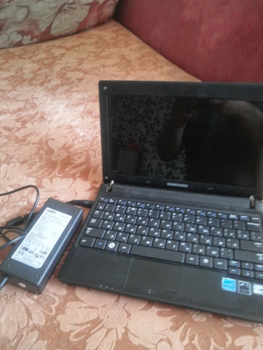 Ноутбук HP самсунг хороший