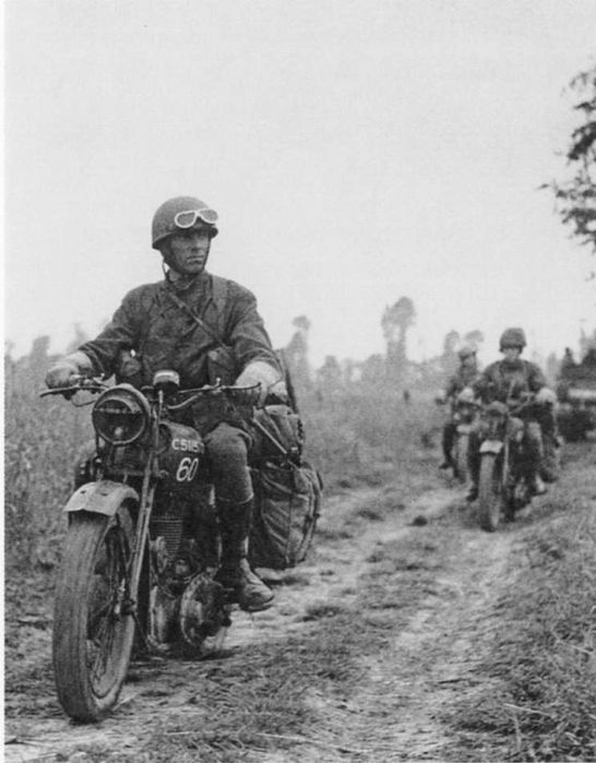 Casca para/moto britanica ww2