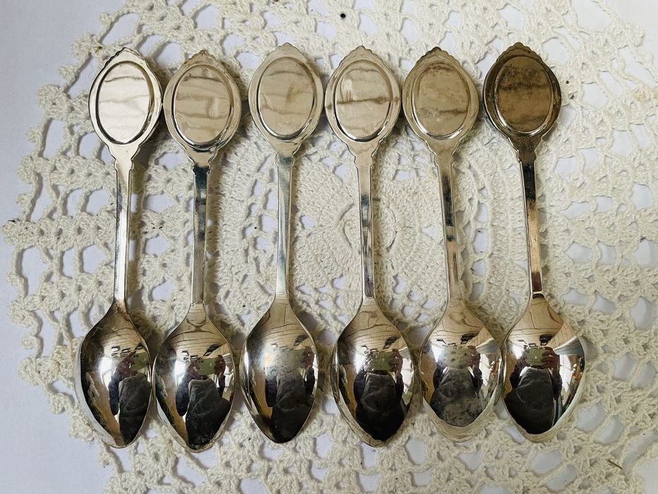 Красиви посребрени лъжички с порцелан от Англия