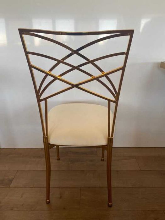 Scaun evenimente  CHAMELEON auriu sau negru