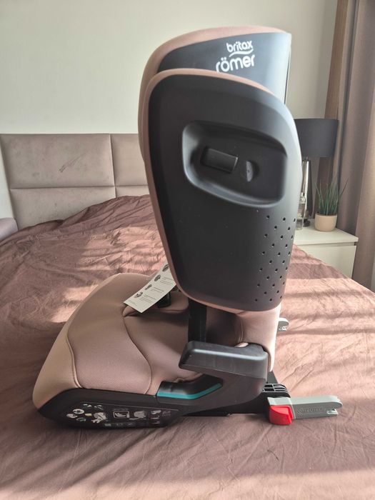 Детски столчета Britax Romer KidFix Pro & BR - в цвят пепел от рози и черен (3.5г до 12г)