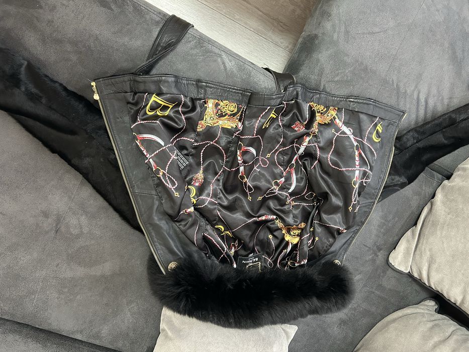 кожено яке с яка