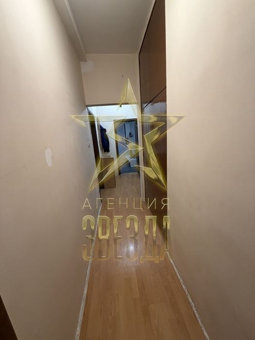 Тристаен с паркомясто до ПУ и главната