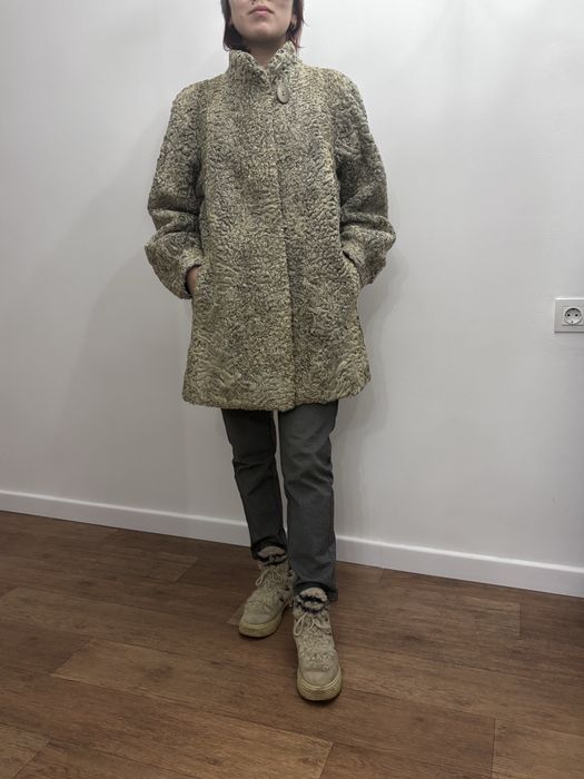 Шуба каракуль Германия