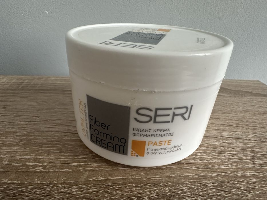 Крем за оформене на къдрици Seri