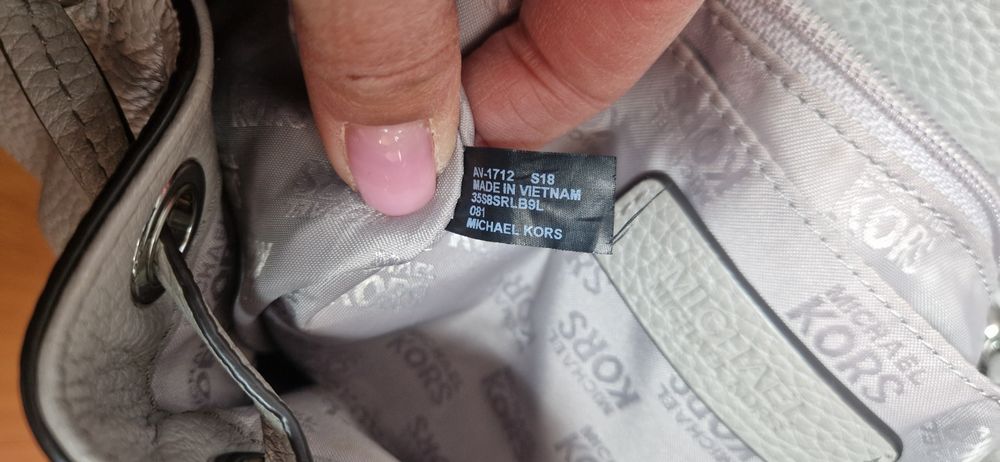 Rucsac Michael Kors piele naturala