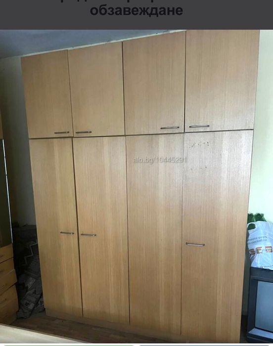 Продавам ретро обзавеждане за хол и спалня