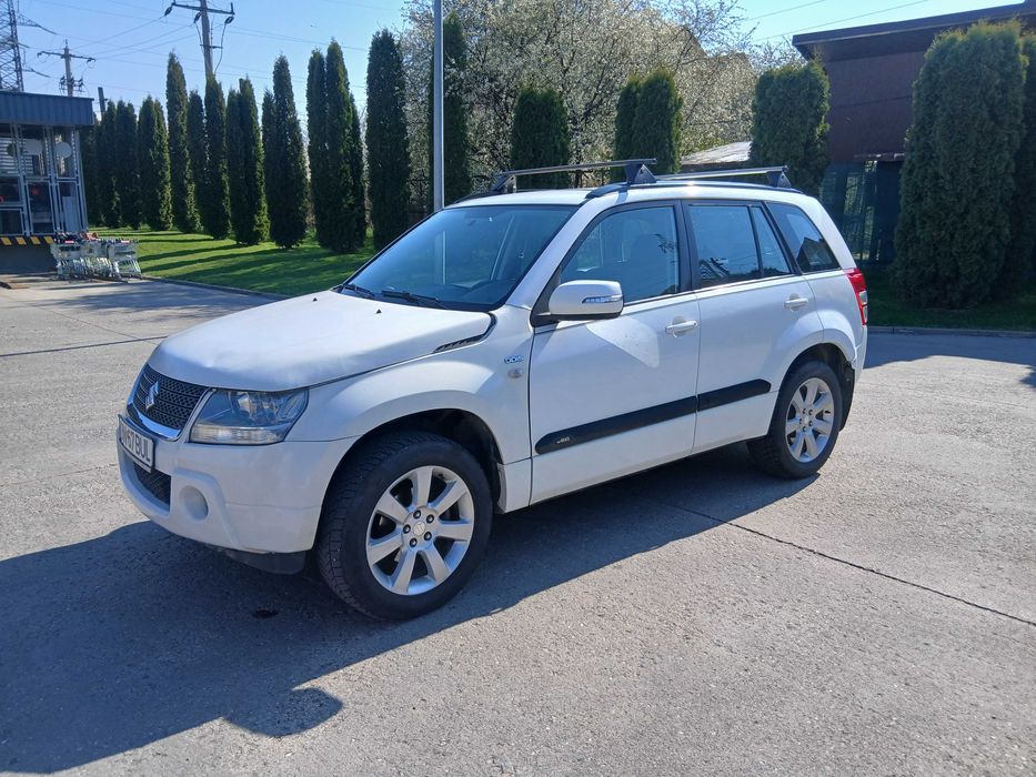 SUZUKI Grand Vitara