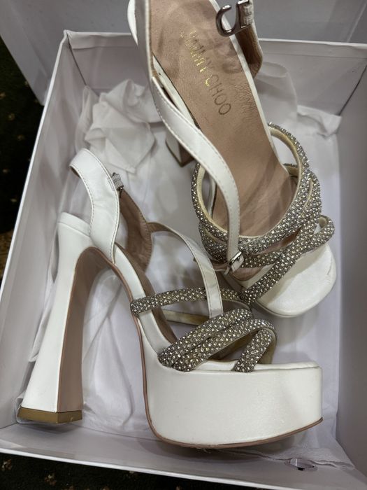 Туфли и босоножки бренда нурсач, полетто