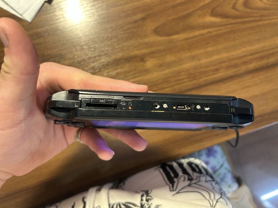 PSP E1004 cu mic defect