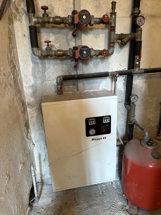 Електрическо парно с два отоплителни модула и 2 помпи Grundfos