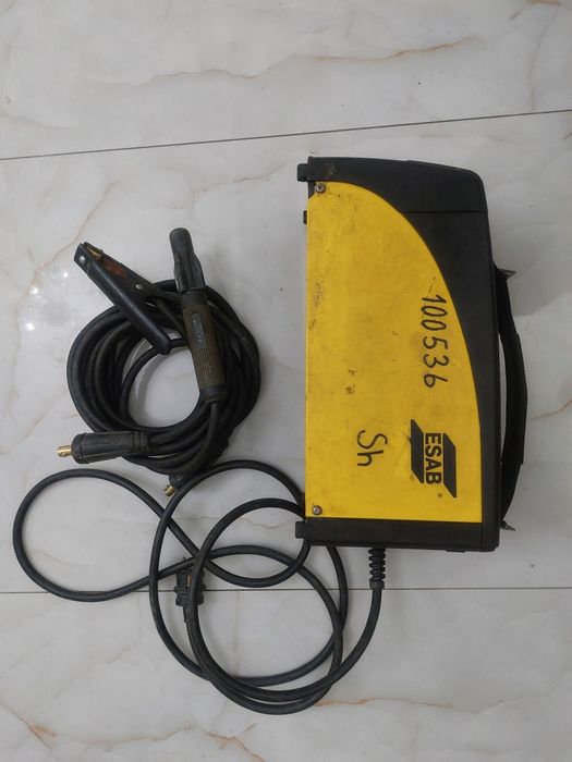 Aparat sudura esab caddy arc 200i